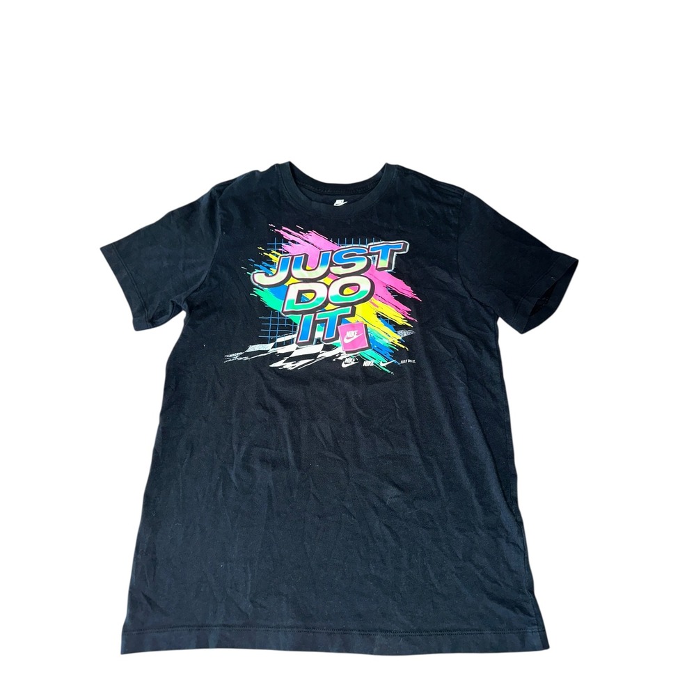 NIKE Men's‎ Sportswear RACING Graphic Tee Black Size Small